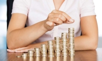 上交所：本周对易方达MSCl美国50ETF等溢价较高的基金进行重点监控
